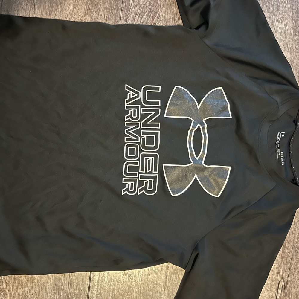 Under Armour Black Short Sleeve Kids Tee